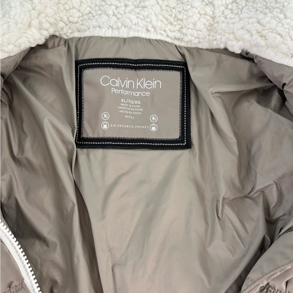 Calvin Klein Performance Size XL Taupe Puffy Vest With Cream Faux Shearling - Picture 3 of 16